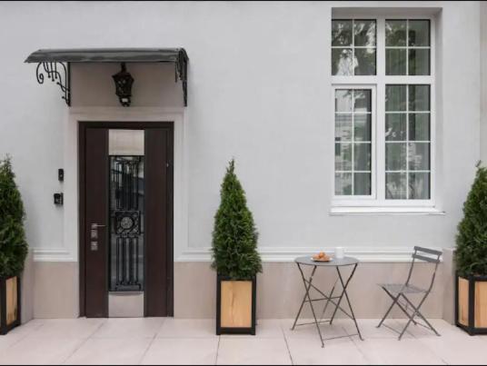 Apartament Hidden Gem With Its Own Private Entry At Lypky Kijów Zewnętrze zdjęcie